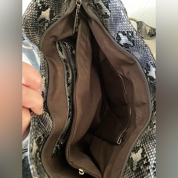 Purse - Picture 2 of 3